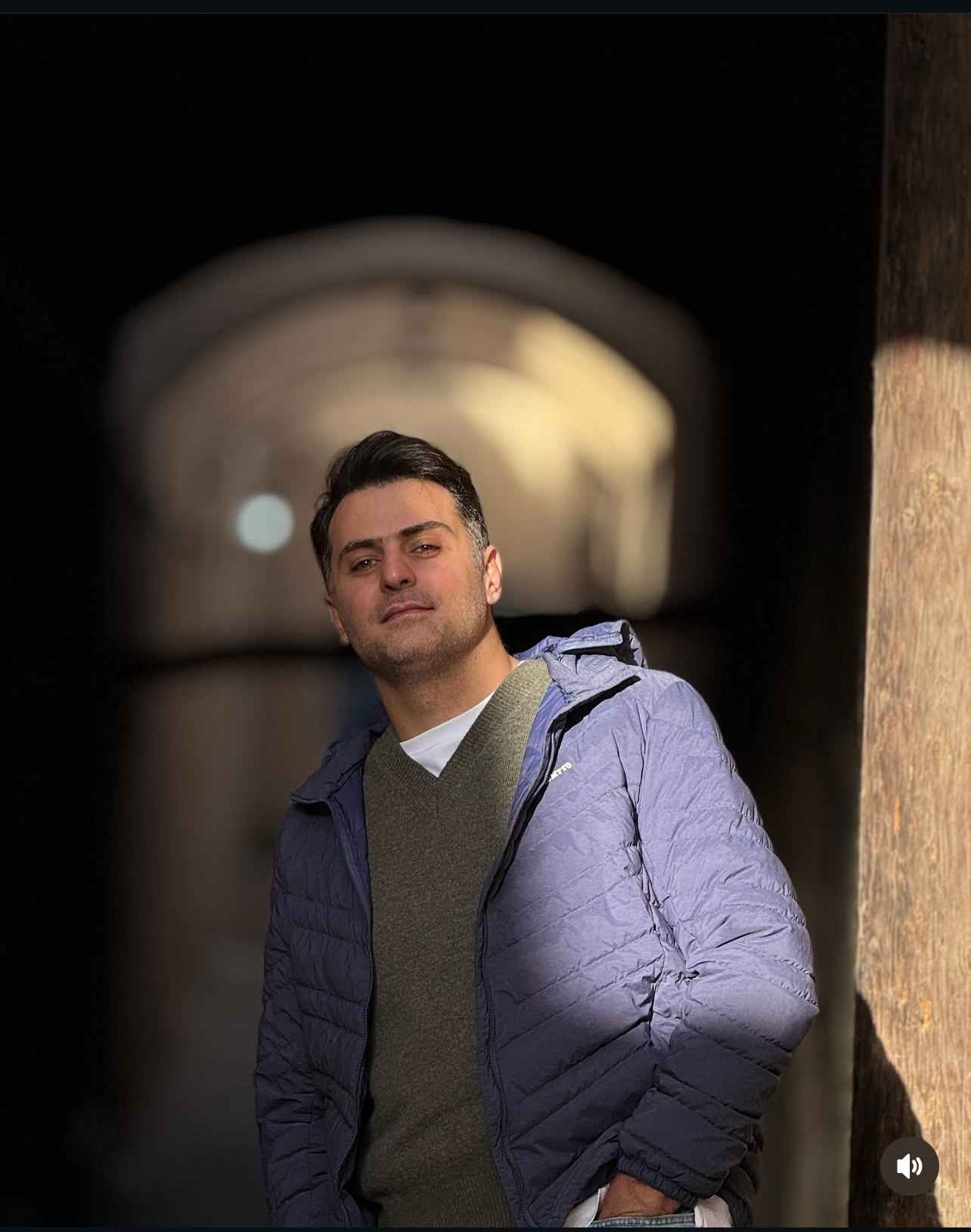 این شخص